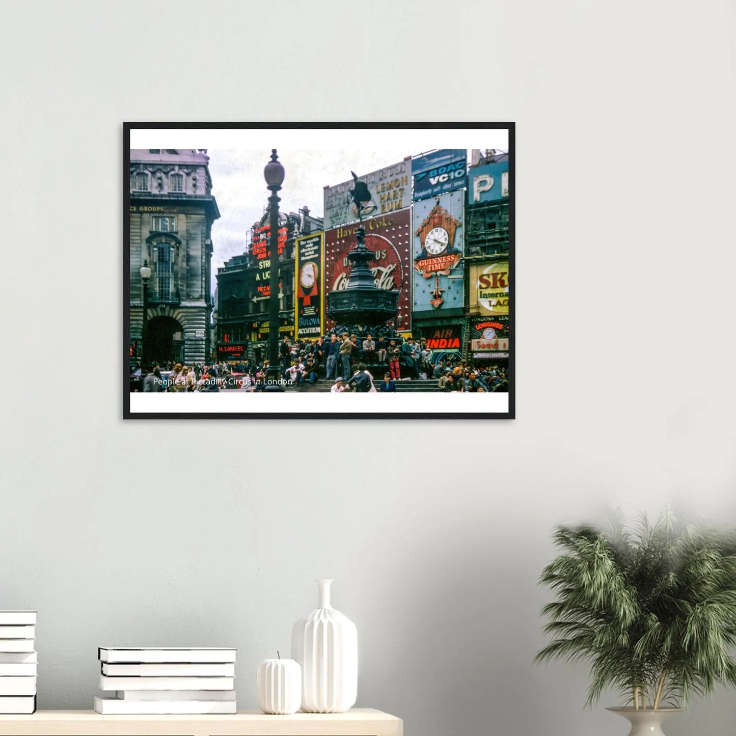 “Premium 🌿Earth-Conscious Pine Wall Art” - Retro Collections: Piccadilly Circus, London - Canvas Wiggle